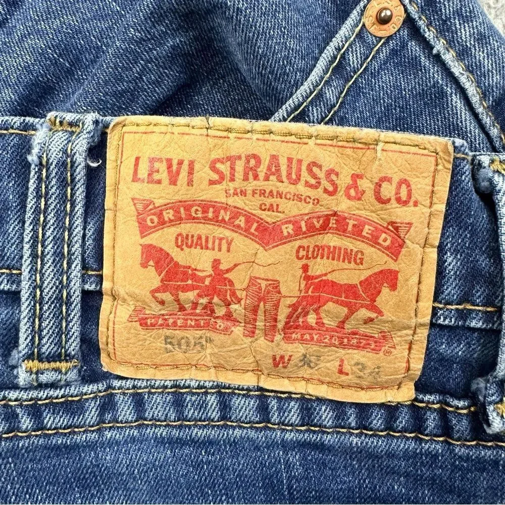 Levis 505 Jeans Mens 38x34 Blue Straight Medium Wash Distressed Casual‎ 36x32*